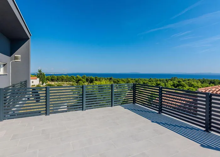 Amazing In With House Sea View Hébergement de vacances Vir
