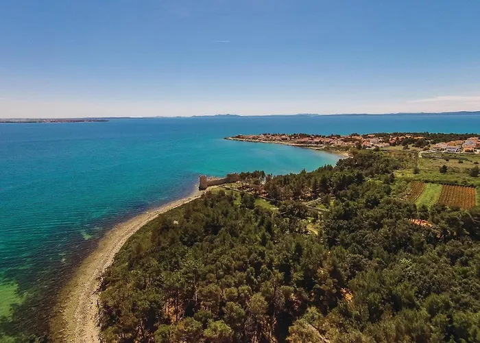 Hébergement de vacances Amazing In With House Sea View Vir